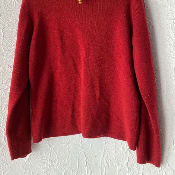 Garfinkel Chic Red Turtleneck Sweater with Textured Detail - M/M - Picture 3 of 5